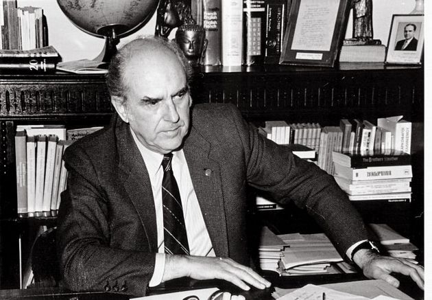 PAPANDREOU1tn 