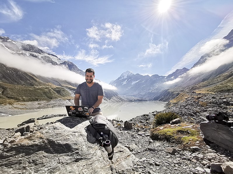 Digital Nomad in New Zealand Dean Kuchel