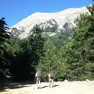 Καμία χώρα δεν πλούτισε ποτέ από τον τουρισμό - Κι  ούτε πρόκειται να πλουτίσει 